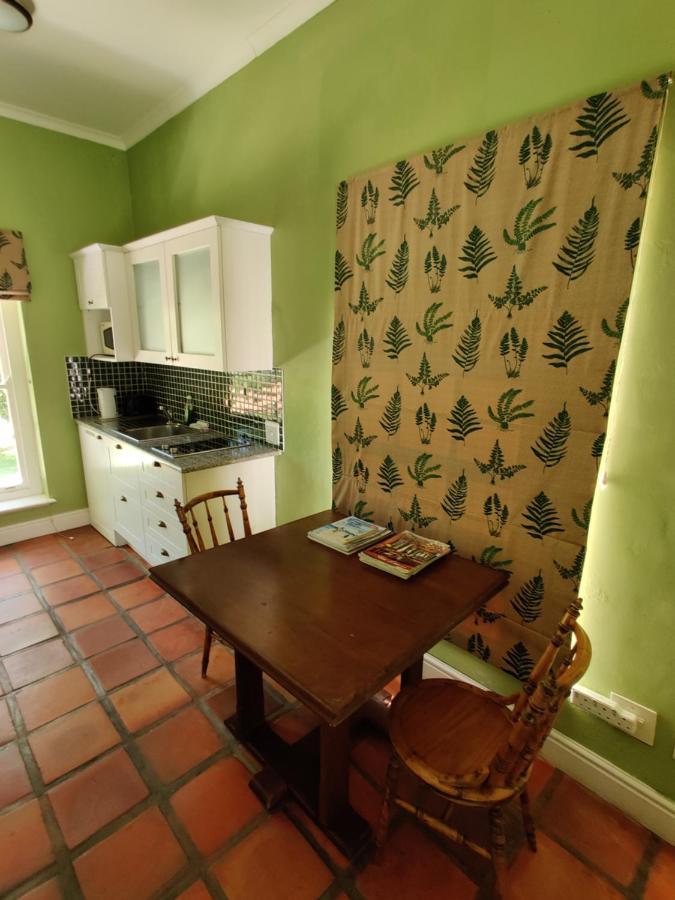 The Valley Manor Hotel Klapmuts Екстериор снимка